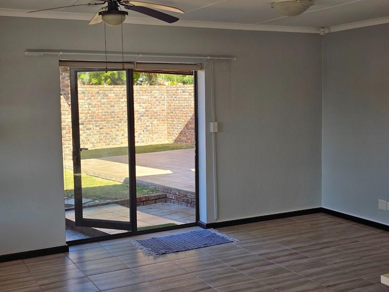 8 Bedroom Property for Sale in Mossel Bay Central Western Cape